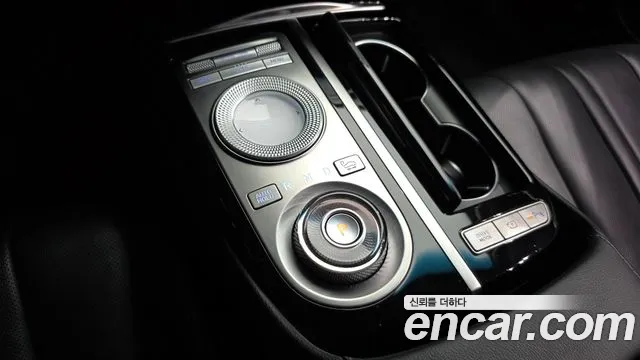 Genesis G80 2020 thumb 9