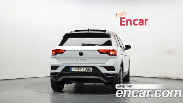 Volkswagen T-Roc 2022 thumb 3