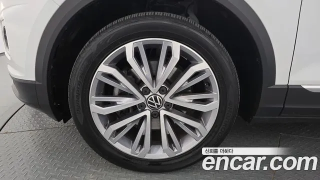 Volkswagen T-Roc 2022 thumb 4