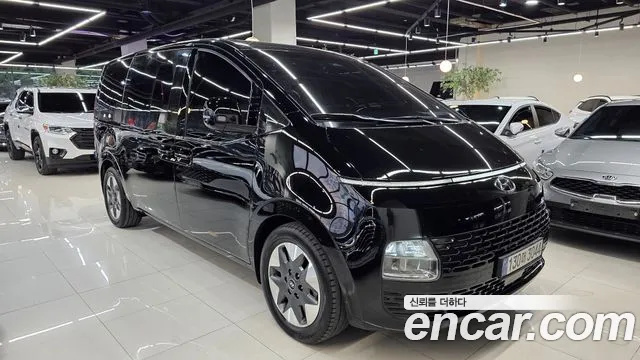 Hyundai Staria 2021 thumb 3