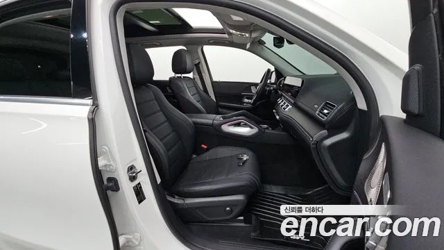 Mercedes-Benz GLE 2023 thumb 12