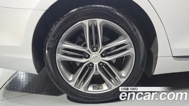 Hyundai Grandeur 2017 thumb 5
