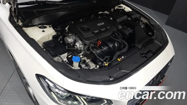 Hyundai Grandeur 2017 thumb 6