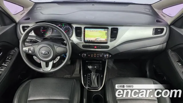 Kia Carens 2018 thumb 6