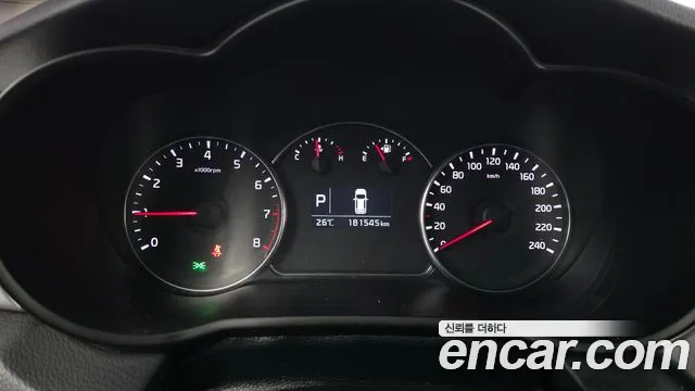 Kia Carens 2018 thumb 7