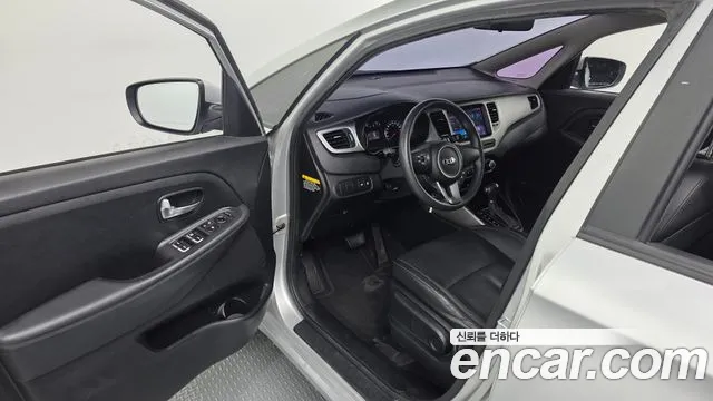 Kia Carens 2018 thumb 9