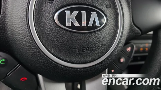 Kia Carens 2018 thumb 12