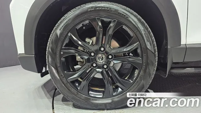 KG_Mobility_Ssangyong Rexton 2022 thumb 5