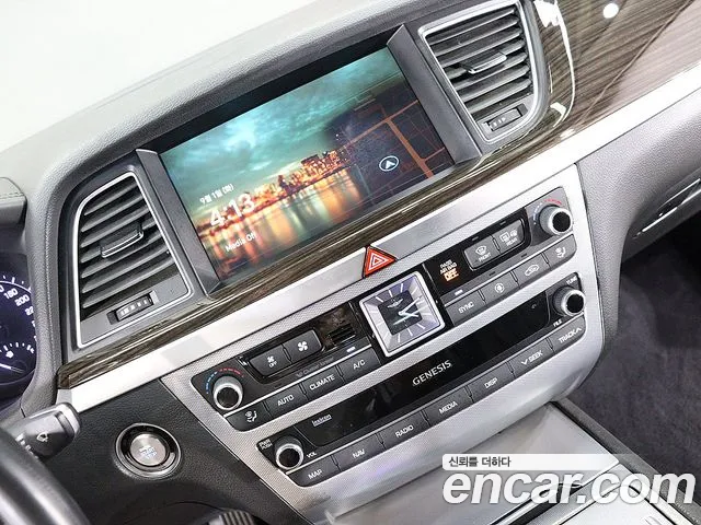 Genesis G80 2018 thumb 7