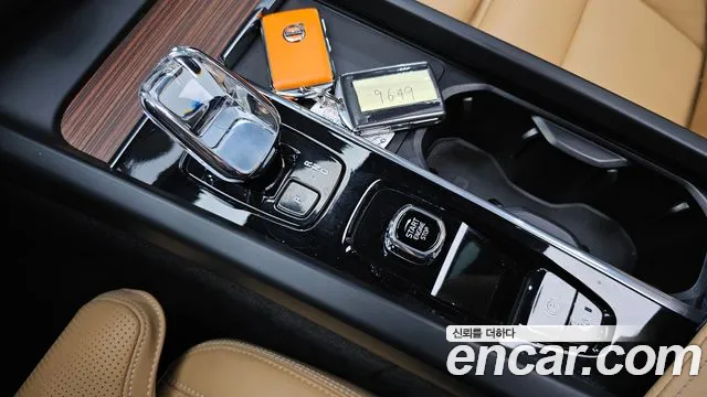 Volvo V60 2023 thumb 9