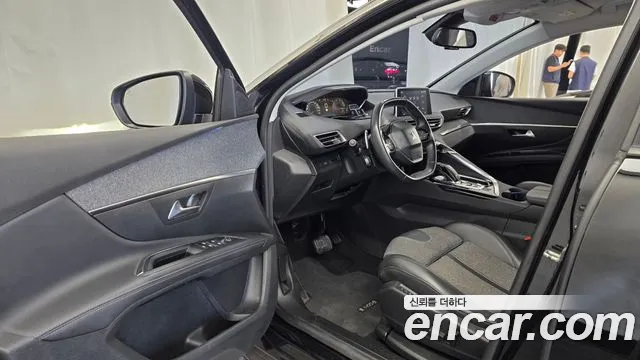 Peugeot 5008 2018 thumb 10