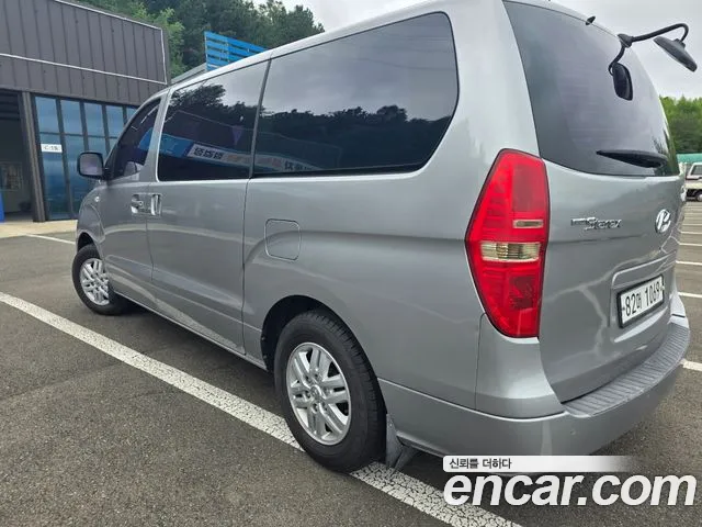 Hyundai Starex 2017 thumb 5