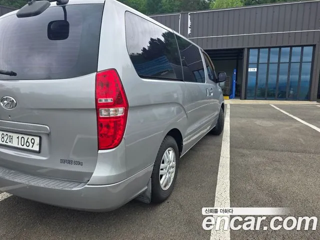 Hyundai Starex 2017 thumb 7