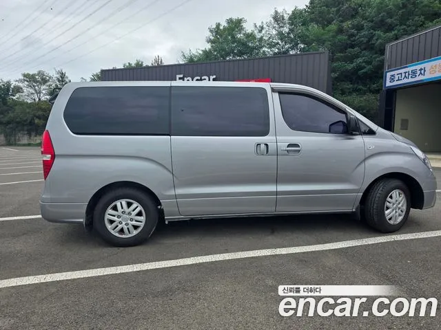 Hyundai Starex 2017 thumb 8