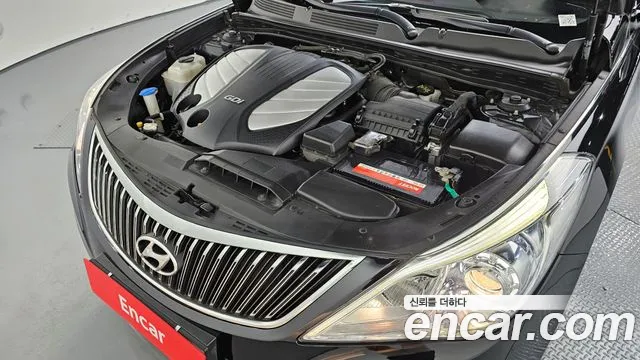 Hyundai Grandeur 2013 thumb 6