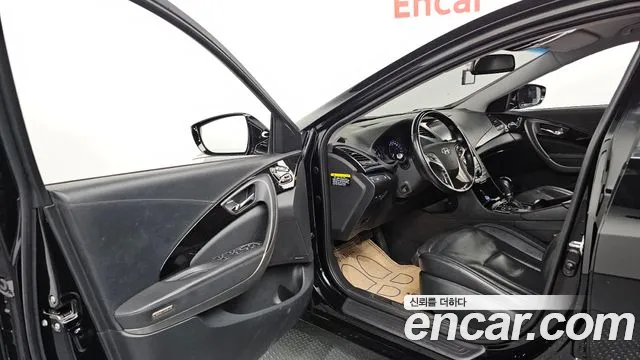 Hyundai Grandeur 2013 thumb 10