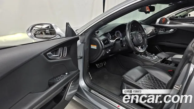 Audi S7 2014 thumb 10