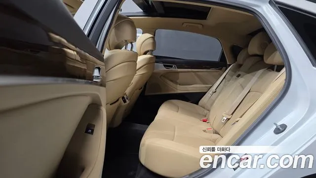 Genesis G80 2019 thumb 12