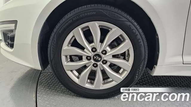 Kia K5 2015 thumb 5