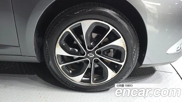 Renault-KoreaSamsung Fluence 2015 thumb 5