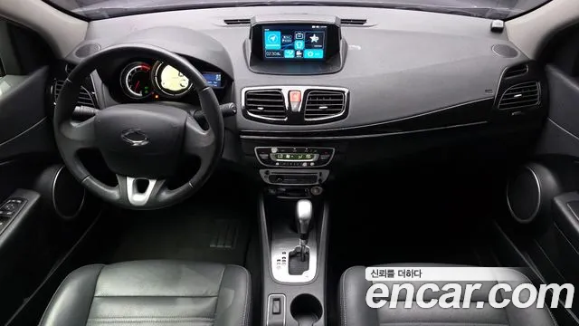 Renault-KoreaSamsung Fluence 2015 thumb 7