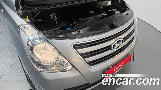 Hyundai Starex 2017 thumb 6