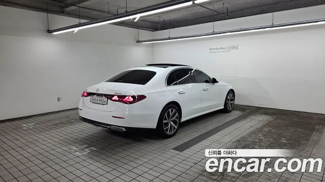 Mercedes-Benz E-Класс 2024 thumb 2
