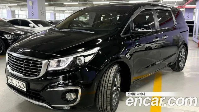 Kia Carnival 2015 thumb 3