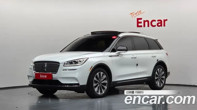 Lincoln Corsair 2020 thumb 11