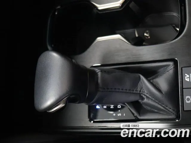 Lexus ES 2025 thumb 9
