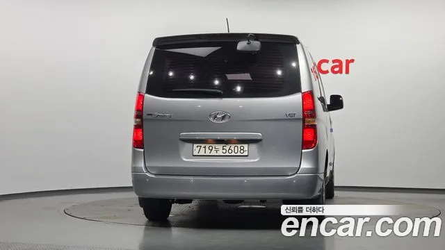 Hyundai Starex 2017 thumb 4