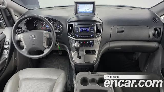 Hyundai Starex 2017 thumb 7