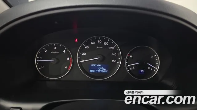 Hyundai Starex 2017 thumb 8