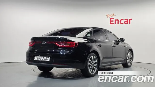 Renault-KoreaSamsung Megane 2017 thumb 2