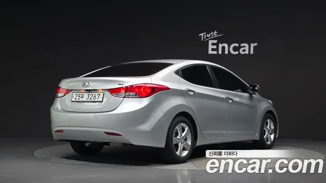 Hyundai Avante 2013 thumb 2