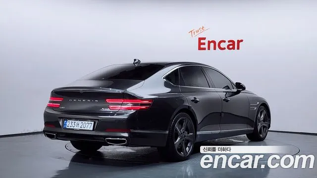 Genesis G80 2023 thumb 2