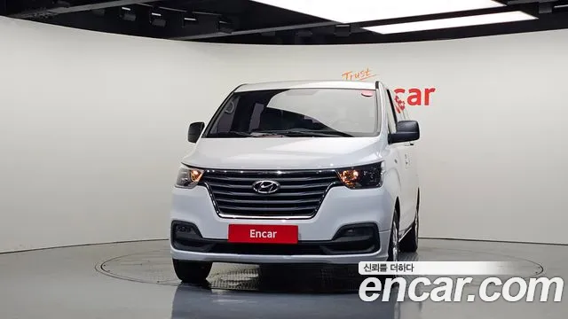 Hyundai Starex 2019 thumb 3