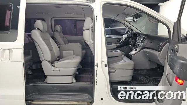 Hyundai Starex 2019 thumb 11