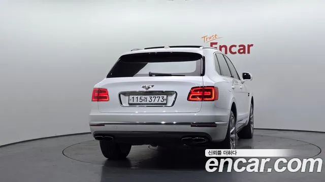 Bentley Bentayga 2020 thumb 4