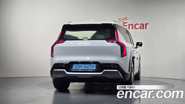 Kia EV9 2023 thumb 3