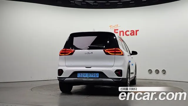 Kia Niro 2022 thumb 4