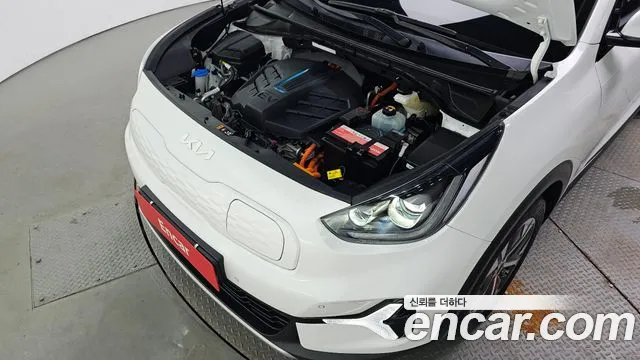 Kia Niro 2022 thumb 6