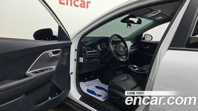 Kia Niro 2022 thumb 10