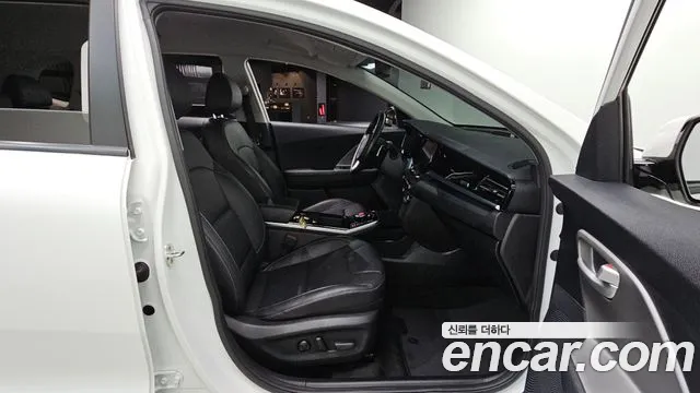 Kia Niro 2022 thumb 11