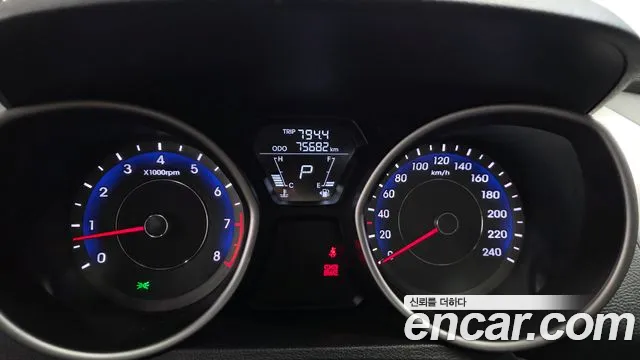 Hyundai Avante 2012 thumb 8