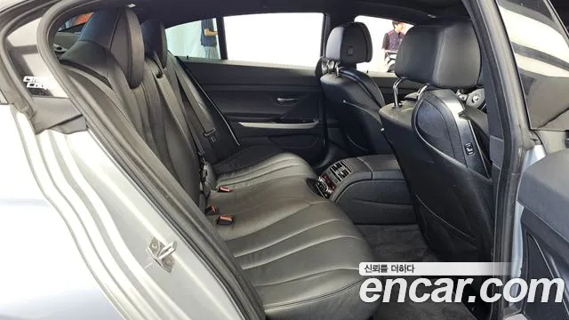 BMW 6-Series 2016 thumb 12