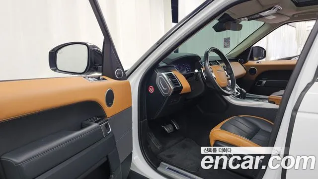 Land Rover Range Rover Sport 2021 thumb 10