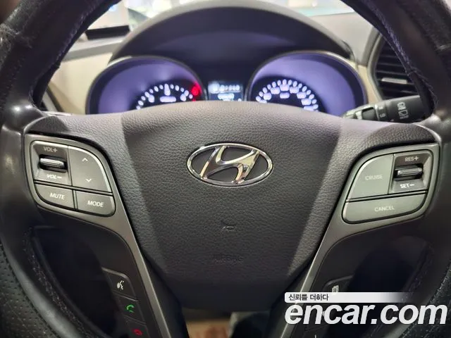 Hyundai Santa Fe 2015 thumb 10