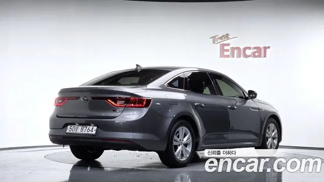 Renault-KoreaSamsung Megane 2016 thumb 2
