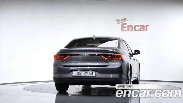 Renault-KoreaSamsung Megane 2016 thumb 4